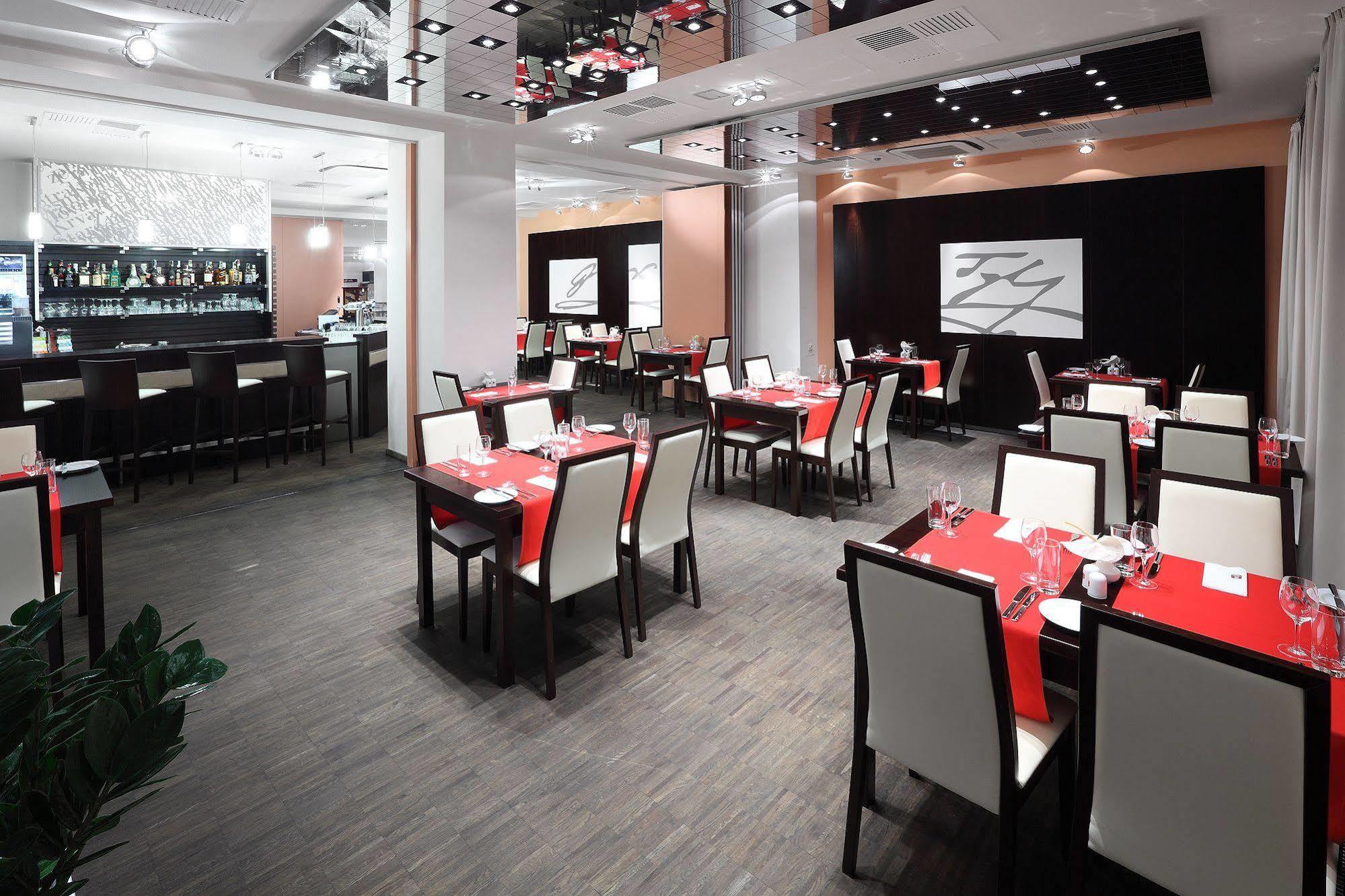 Clarion Hotel Prague City Restaurante foto